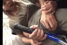 素人美女痴漢潮吹きSEX!　痴漢！テニスラケットで秘部を攻め立てられメスの本能で大量潮吹き！　