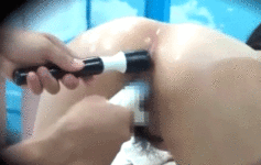 マジックミラー号素人ビキニ美女潮吹きSEX!　彼氏持ちのビキニ美女が媚薬鬼盛り電マ手マンディルド激攻め潮吹き！