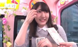 ナンパに成功！札束を握らされた素人学生が男の口車に乗せられ逝き堕ち潮吹きSEX！